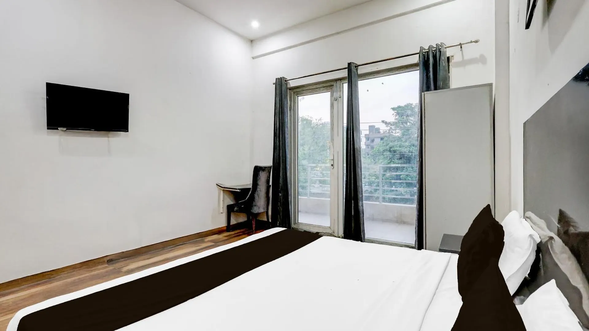Hotel O Daffodils Inn Gurgaon 3*,